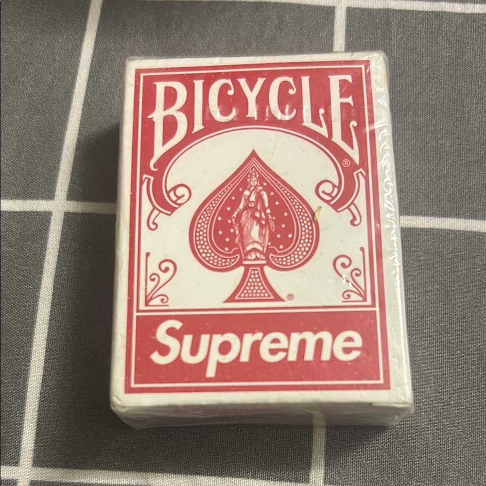 Supreme Bicycle Playing Cards - Red and White